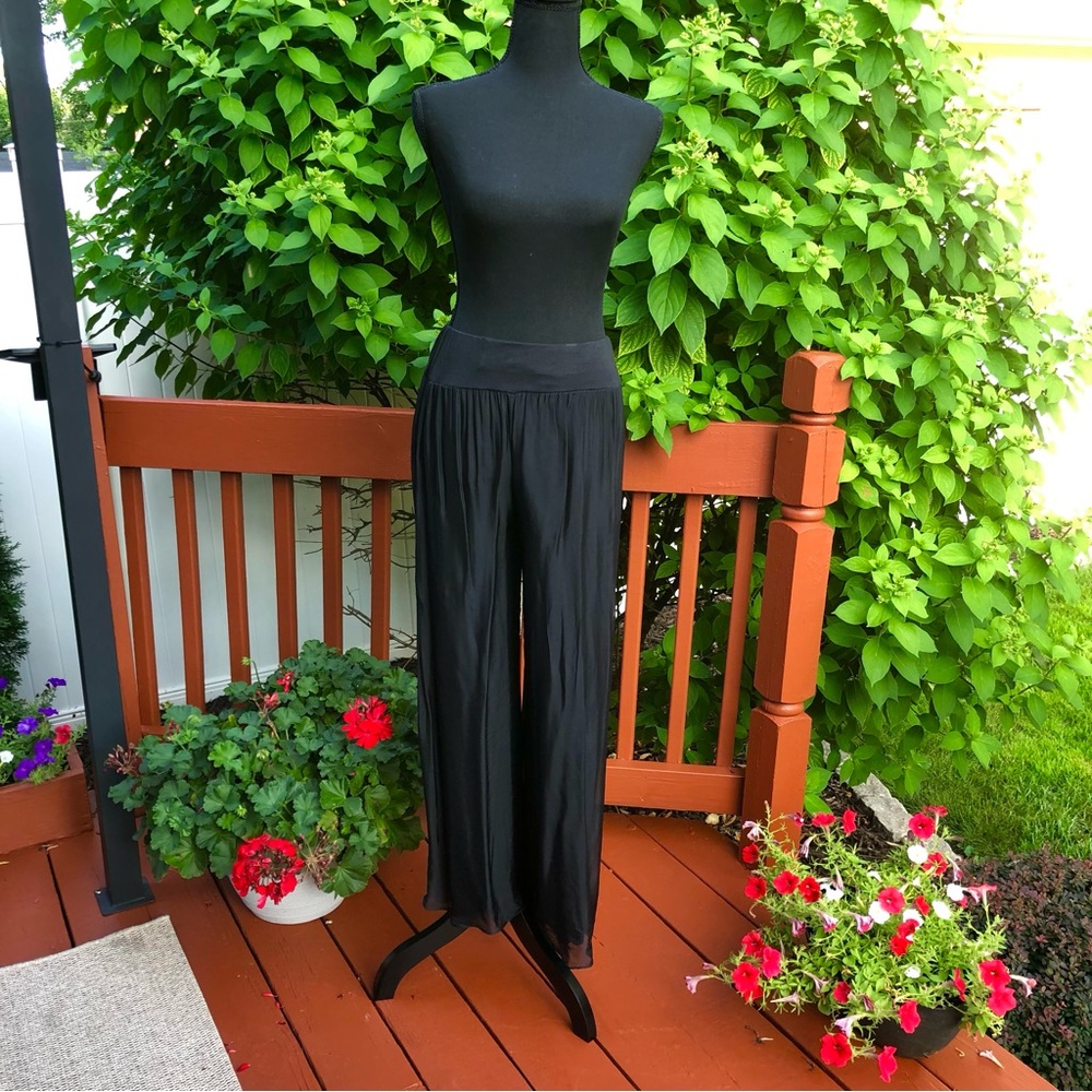 Black Wide Leg Pants with Flowing Design